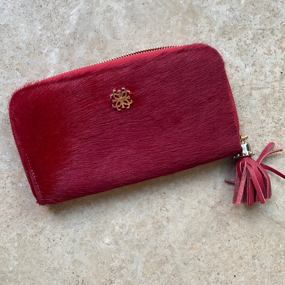 Lena Erziak Wallet